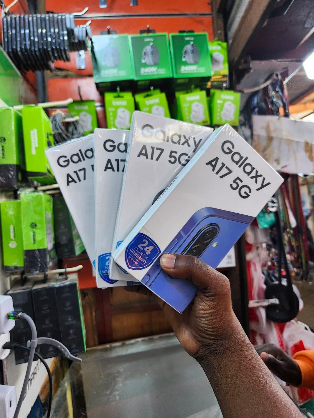 A17 256GB 380,000✅✅🔥